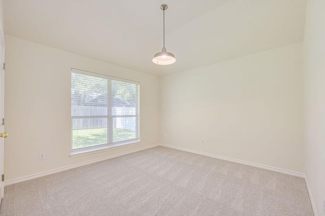 111 Arrowhead LN, Georgetown, TX 78628
