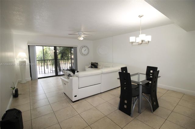 8415 SW 107th Avenue 359W, Miami, FL 33173
