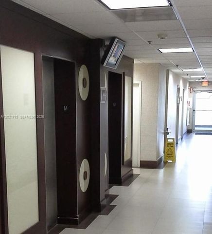 12550 Biscayne Blvd 220, North Miami, FL 33181