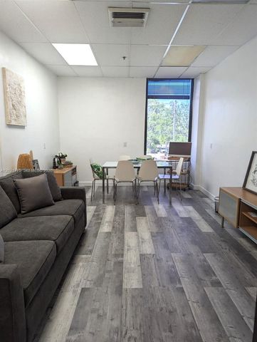 12550 Biscayne Blvd 220, North Miami, FL 33181