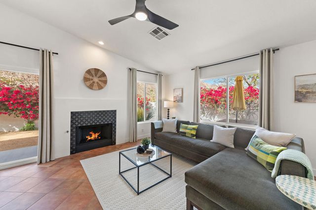 77265 Calle Sonora, La Quinta, CA 92253