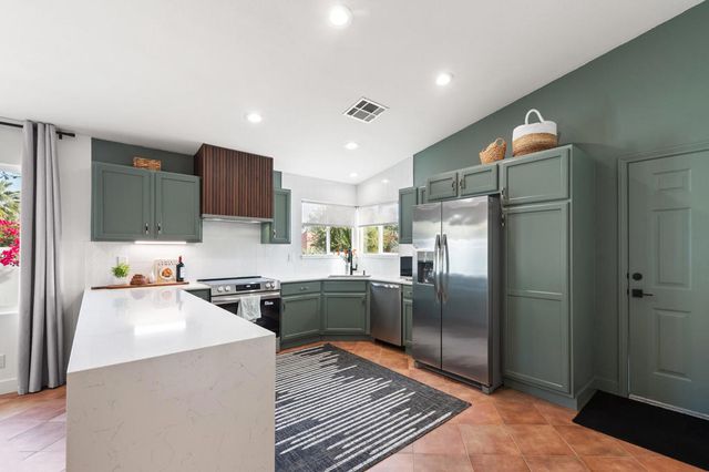 77265 Calle Sonora, La Quinta, CA 92253