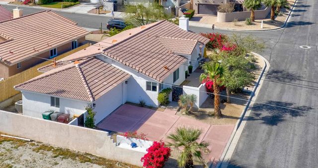 77265 Calle Sonora, La Quinta, CA 92253