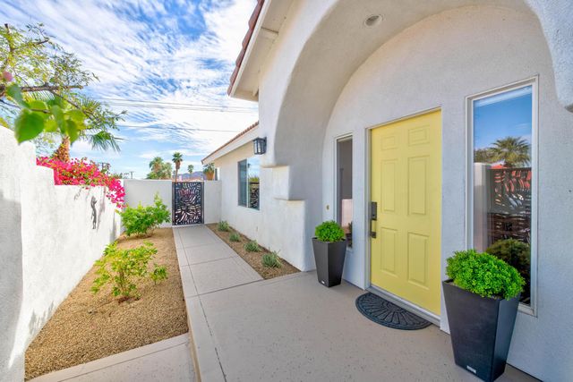 77265 Calle Sonora, La Quinta, CA 92253