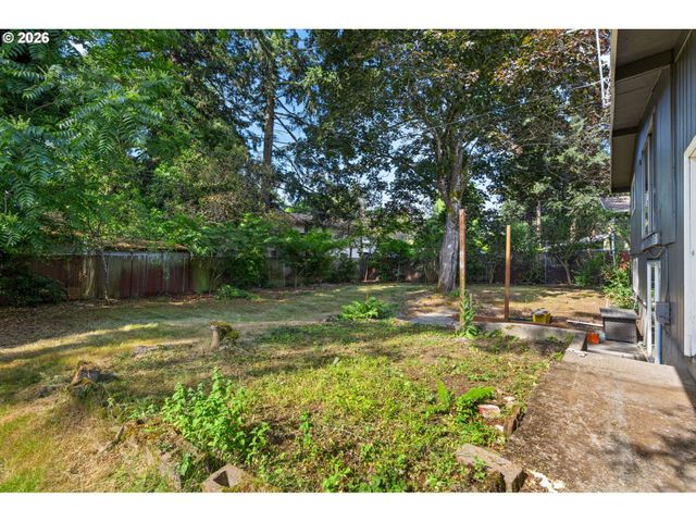 17912 Ne DAVIS St, Portland, OR 97230