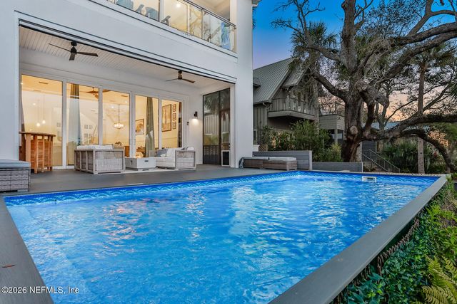 143 WASHINGTON Street, St. Augustine, FL 32084