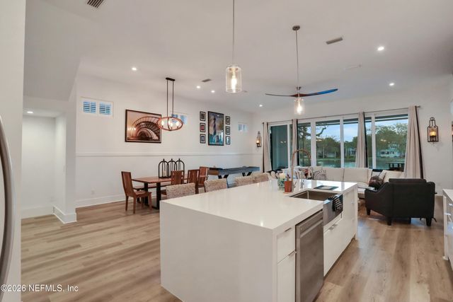 143 WASHINGTON Street, St. Augustine, FL 32084