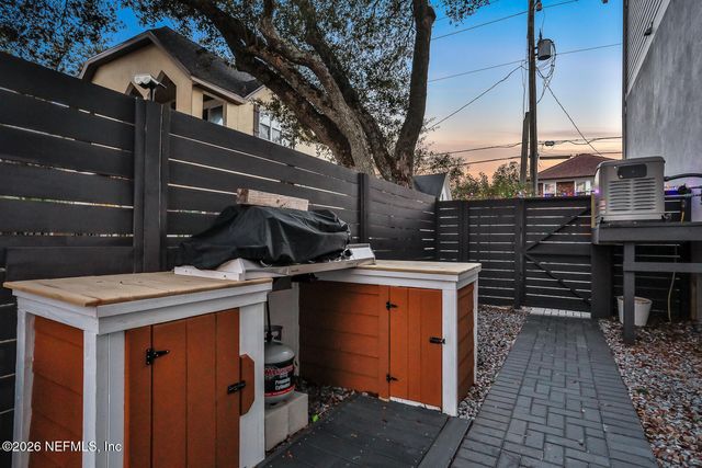 143 WASHINGTON Street, St. Augustine, FL 32084