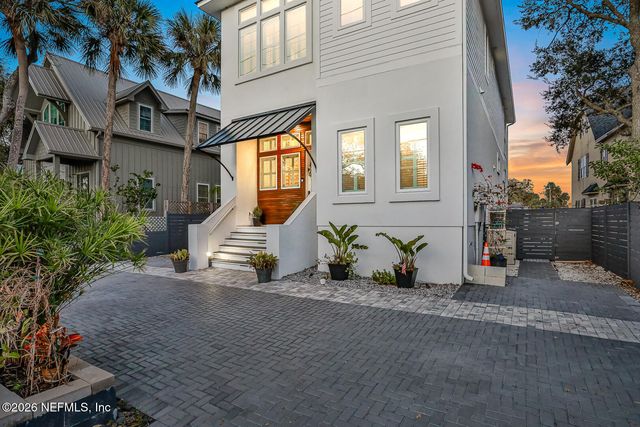 143 WASHINGTON Street, St. Augustine, FL 32084