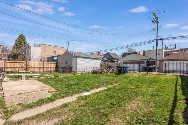 2439 S Millard Avenue 1, Chicago, IL 60623