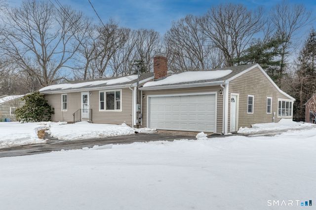 88 October Lane, Southington, CT 06479