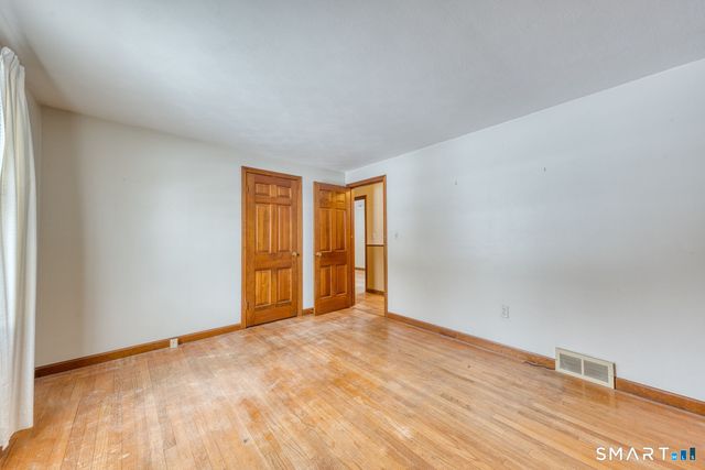 88 October Lane, Southington, CT 06479