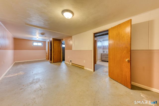 88 October Lane, Southington, CT 06479