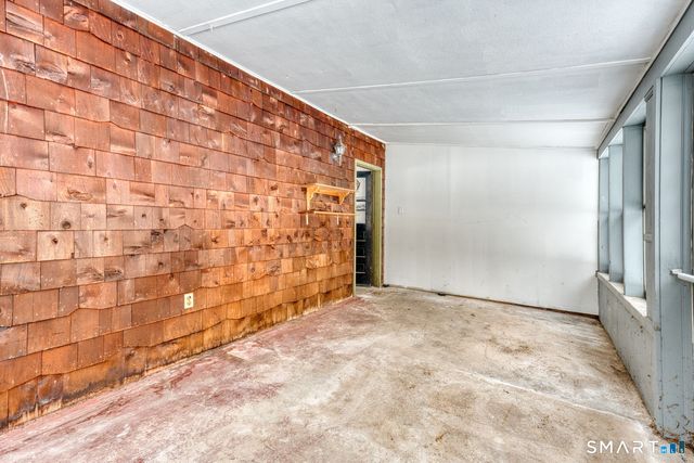 88 October Lane, Southington, CT 06479