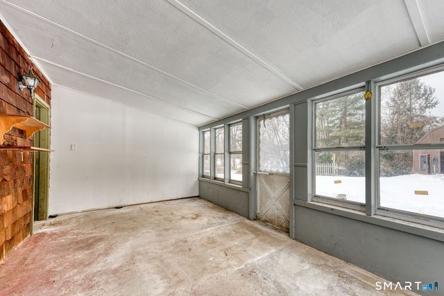 88 October Lane, Southington, CT 06479