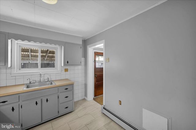 213 S FRANKLIN ST, Shamokin, PA 17872