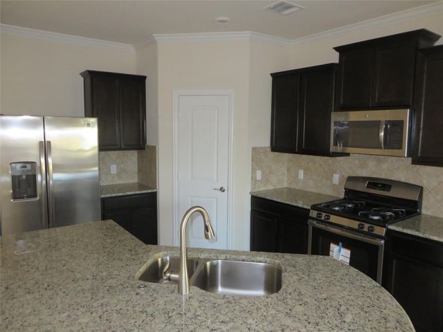 1220 Gaviota LN, Leander, TX 78641