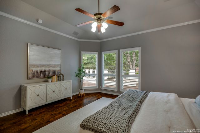 8425 Artesia, Helotes, TX 78023