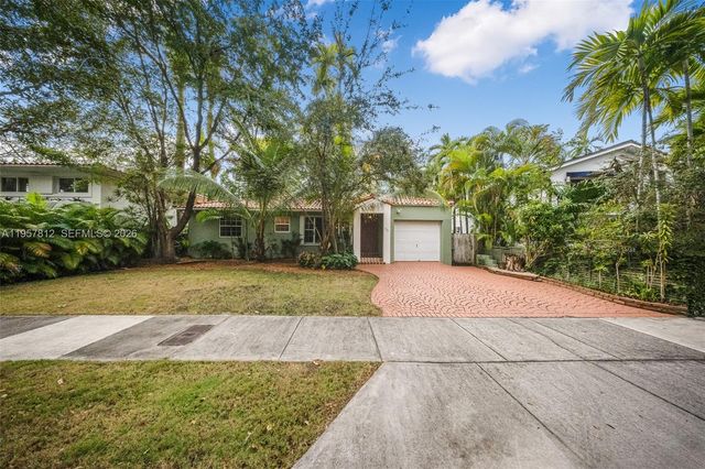 670 NE 56th St, Miami, FL 33137