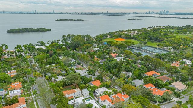 670 NE 56th St, Miami, FL 33137