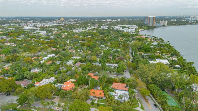 670 NE 56th St, Miami, FL 33137