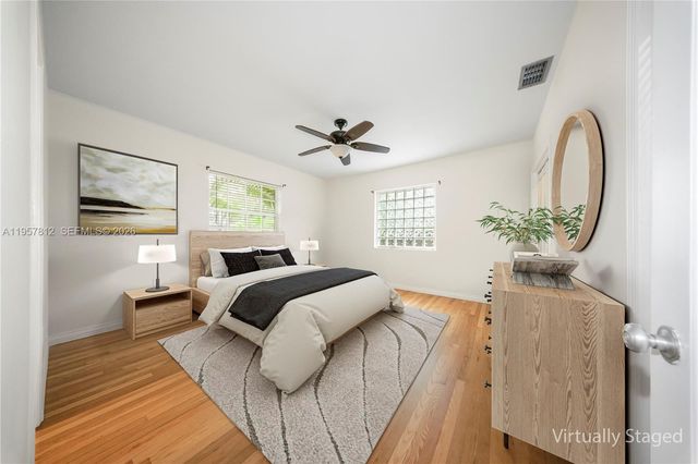 670 NE 56th St, Miami, FL 33137