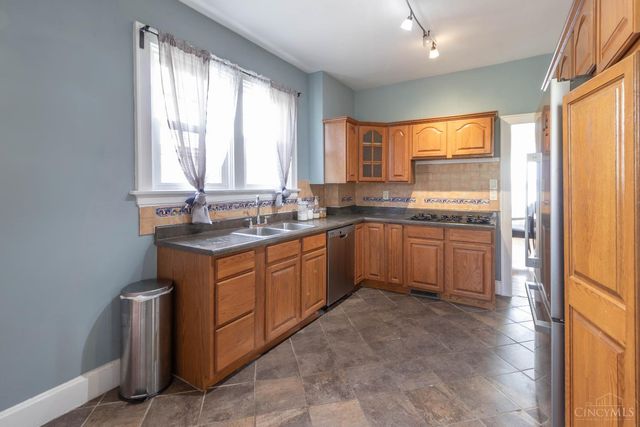 4330 Schulte Drive, Cincinnati, OH 45205