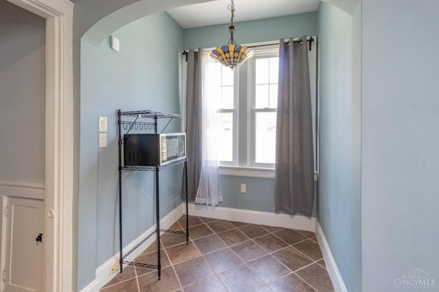 4330 Schulte Drive, Cincinnati, OH 45205