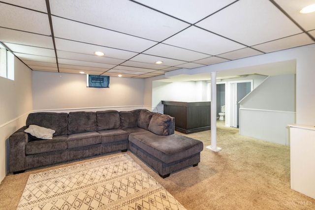 4330 Schulte Drive, Cincinnati, OH 45205