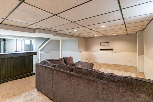 4330 Schulte Drive, Cincinnati, OH 45205