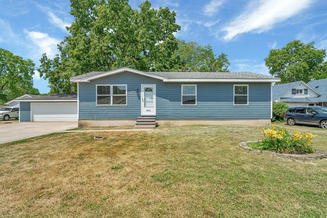 25034 S Center Street, Channahon, IL 60410