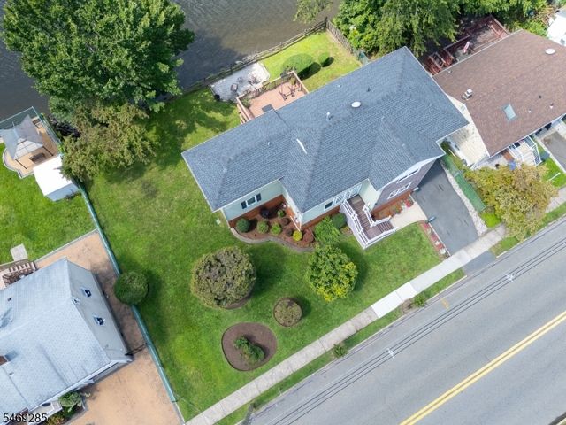 376 Riverside Ave, Rutherford Boro, NJ 07070