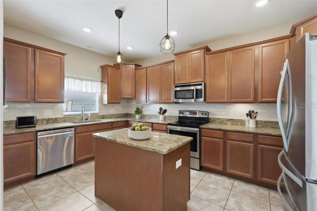 2443 DOVESONG TRACE DRIVE, Ruskin, FL 33570