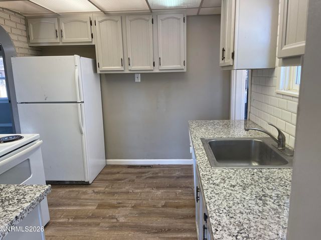 1522 F Street A and B, Sparks, NV 89431