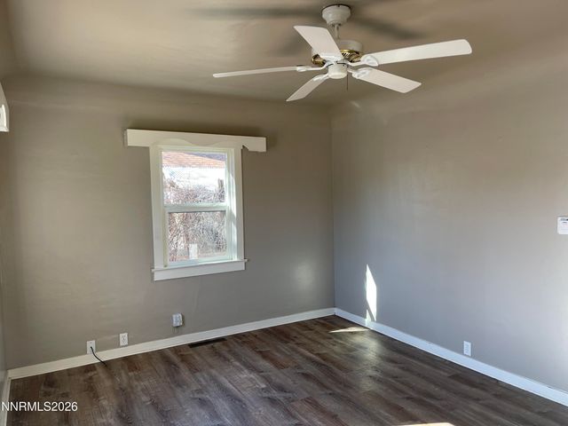 1522 F Street A and B, Sparks, NV 89431