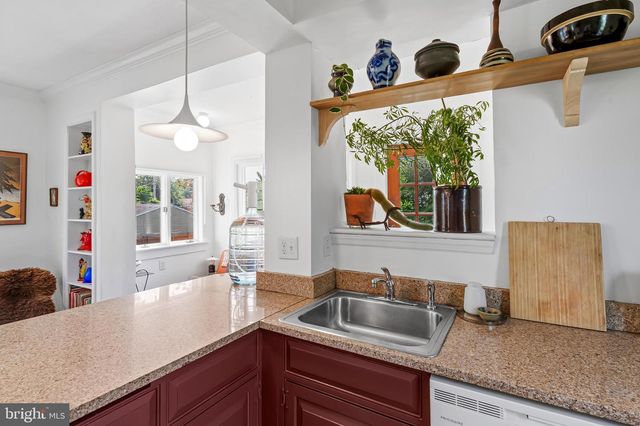 2821 FLEETWOOD AVE, Baltimore, MD 21214