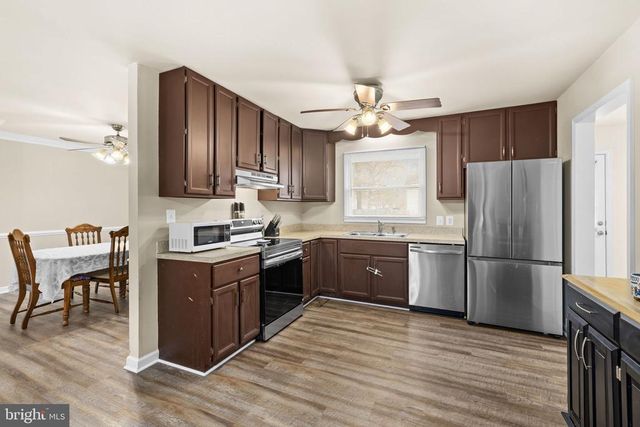 419 PLEASANTS DR, Fredericksburg, VA 22407