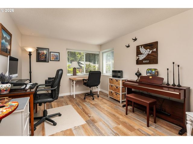 7095 Sw TIERRA DEL MAR Dr, Beaverton, OR 97007