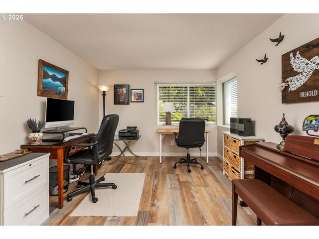 7095 Sw TIERRA DEL MAR Dr, Beaverton, OR 97007