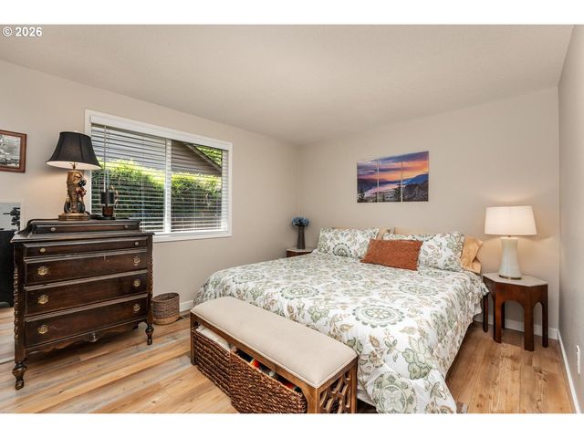 7095 Sw TIERRA DEL MAR Dr, Beaverton, OR 97007