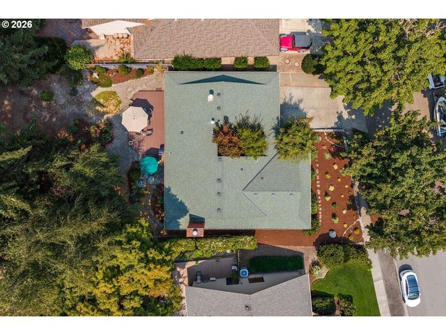 7095 Sw TIERRA DEL MAR Dr, Beaverton, OR 97007