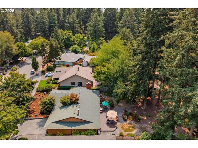 7095 Sw TIERRA DEL MAR Dr, Beaverton, OR 97007