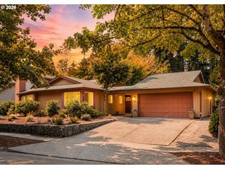 7095 Sw TIERRA DEL MAR Dr, Beaverton, OR 97007