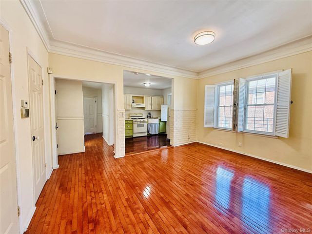2879 Harrington Avenue, Bronx, NY 10461