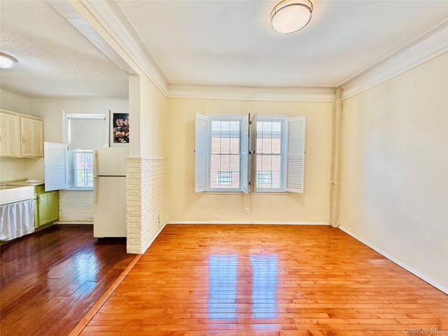 2879 Harrington Avenue, Bronx, NY 10461
