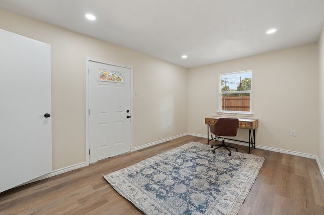 101 Myers Avenue, Cleburne, TX 76033