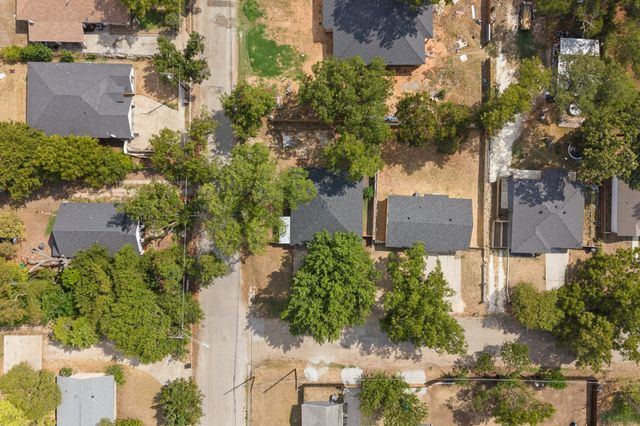 101 Myers Avenue, Cleburne, TX 76033