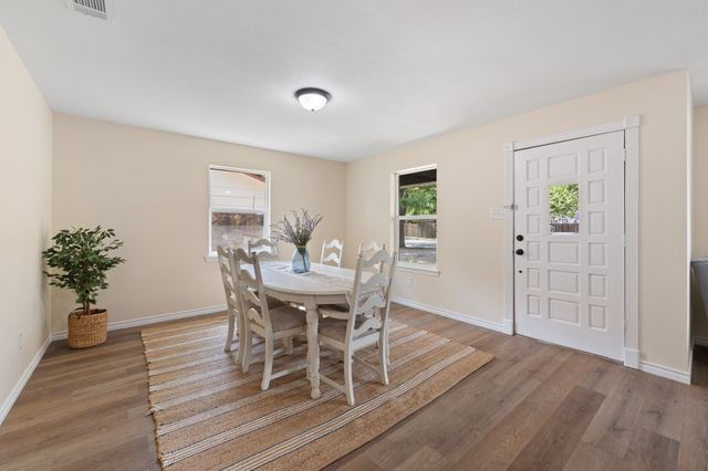 101 Myers Avenue, Cleburne, TX 76033
