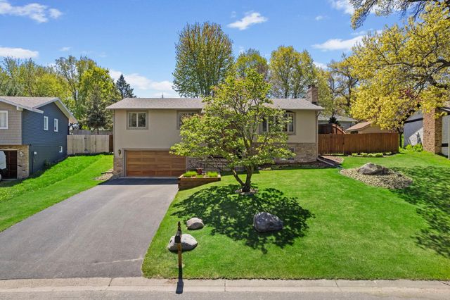 2897 Torchwood Drive, New Brighton, MN 55112