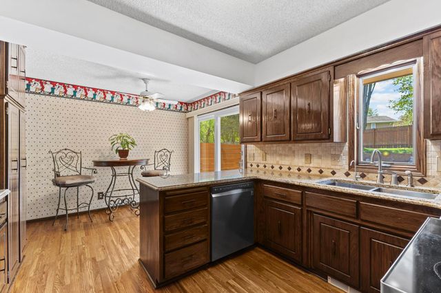 2897 Torchwood Drive, New Brighton, MN 55112
